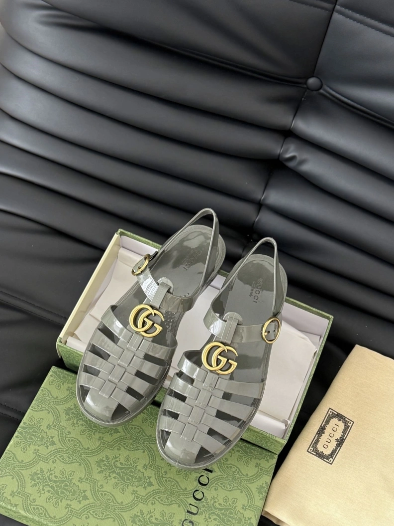 WellDesigned Gxccx Sandals 157531