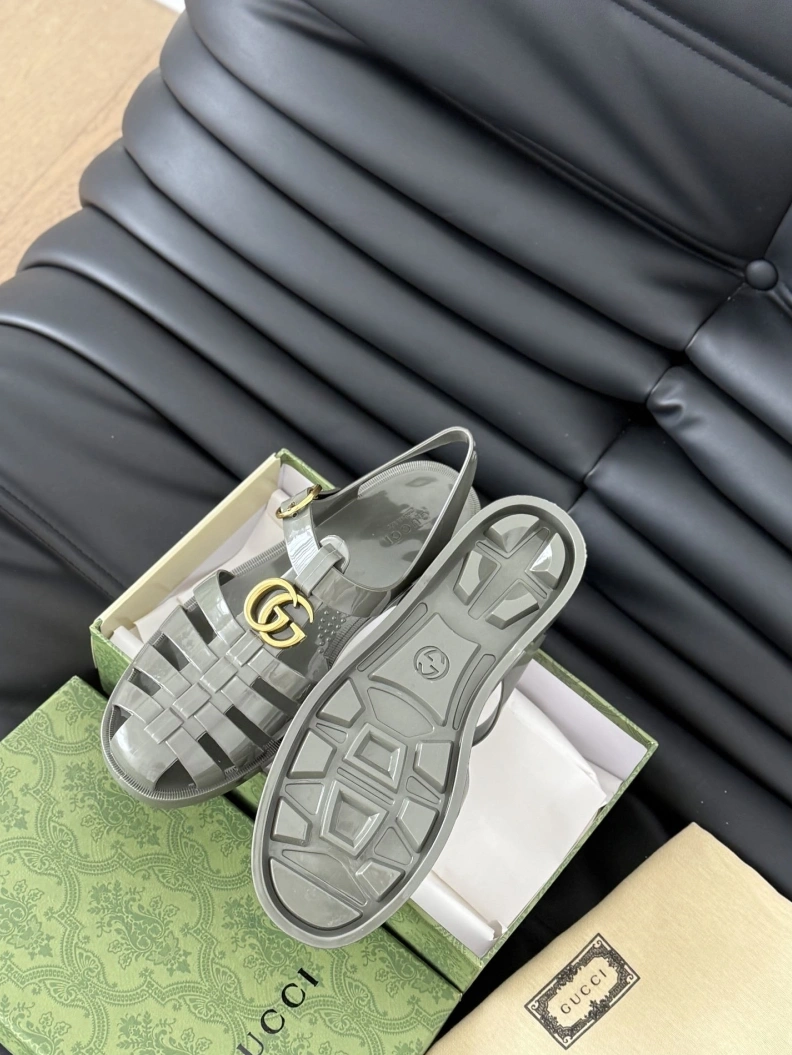 WellDesigned Gxccx Sandals 157531