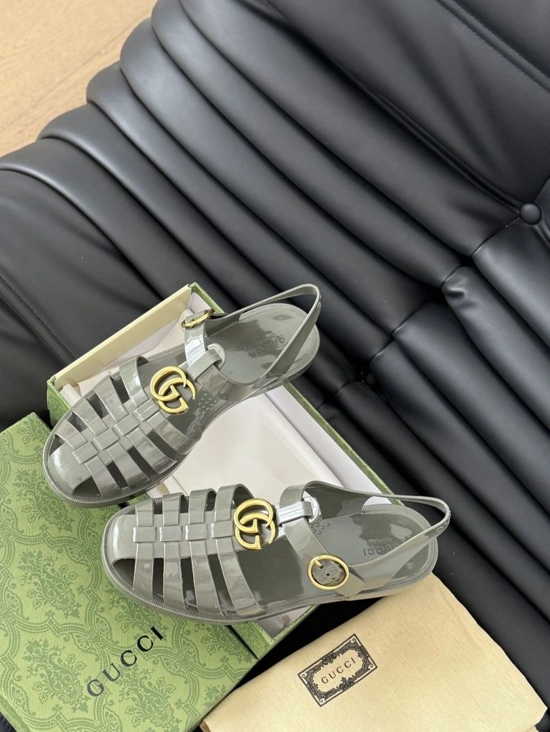 WellDesigned Gxccx Sandals 157531