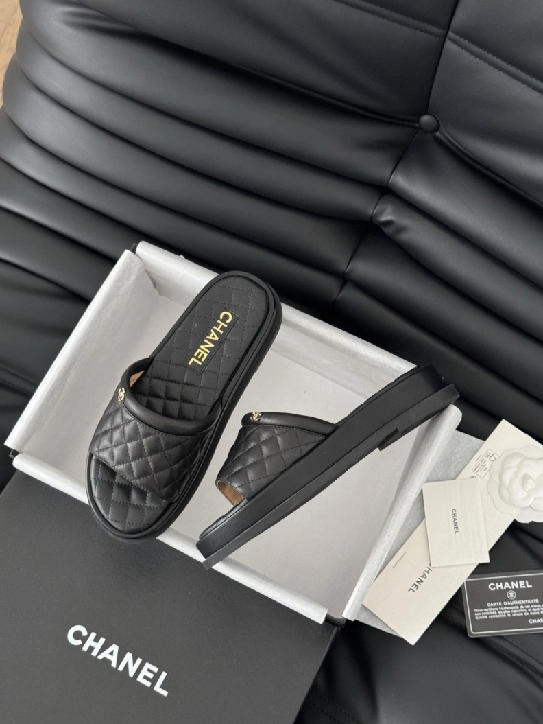 Chxnxl Slippers Unique 119929