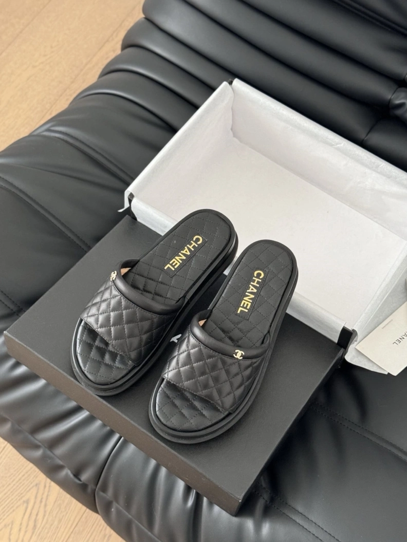 Chxnxl Slippers Unique 119929