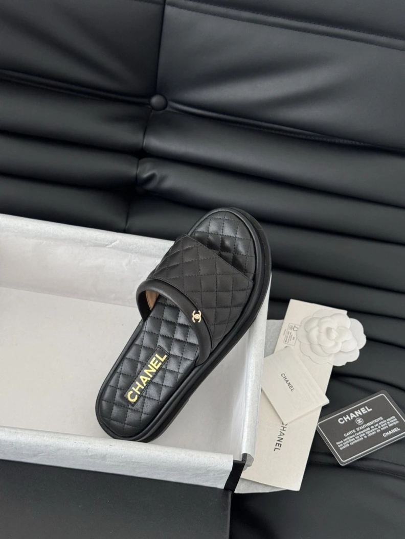 Chxnxl Slippers Unique 119929