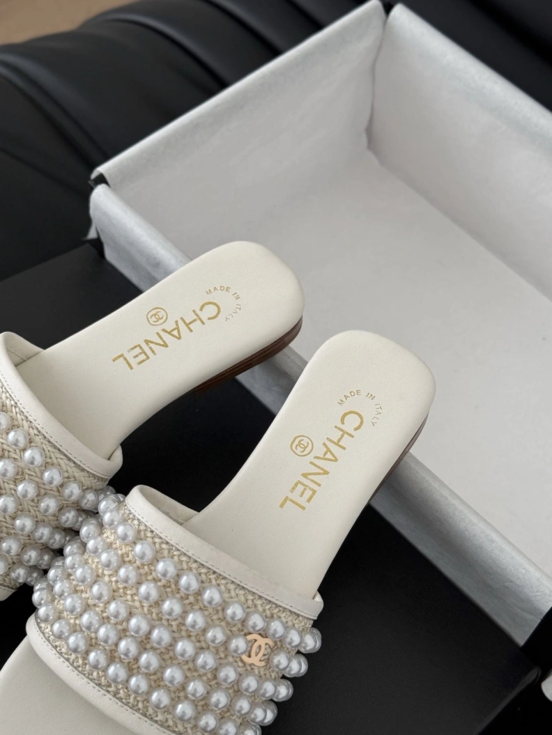 Chxnxl Slippers Sleek 119928