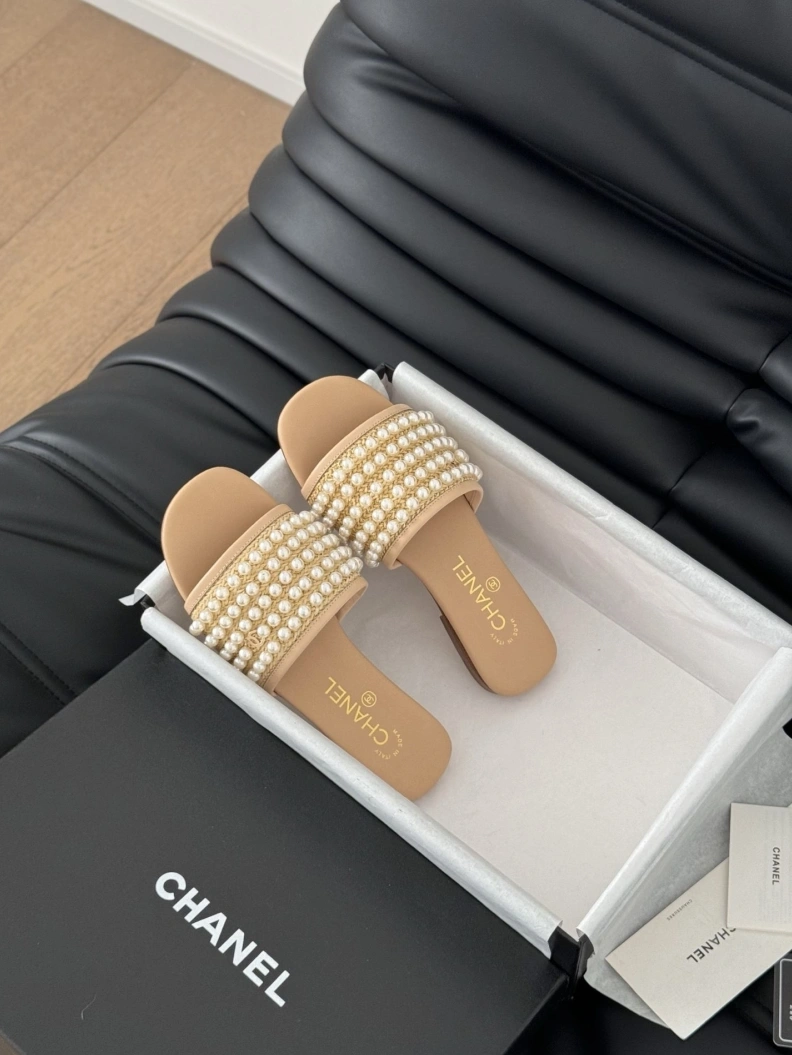 Chxnxl Slippers Refined 119930