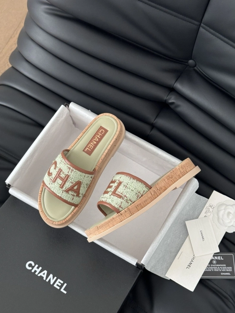Modern Chxnxl Slippers 119921