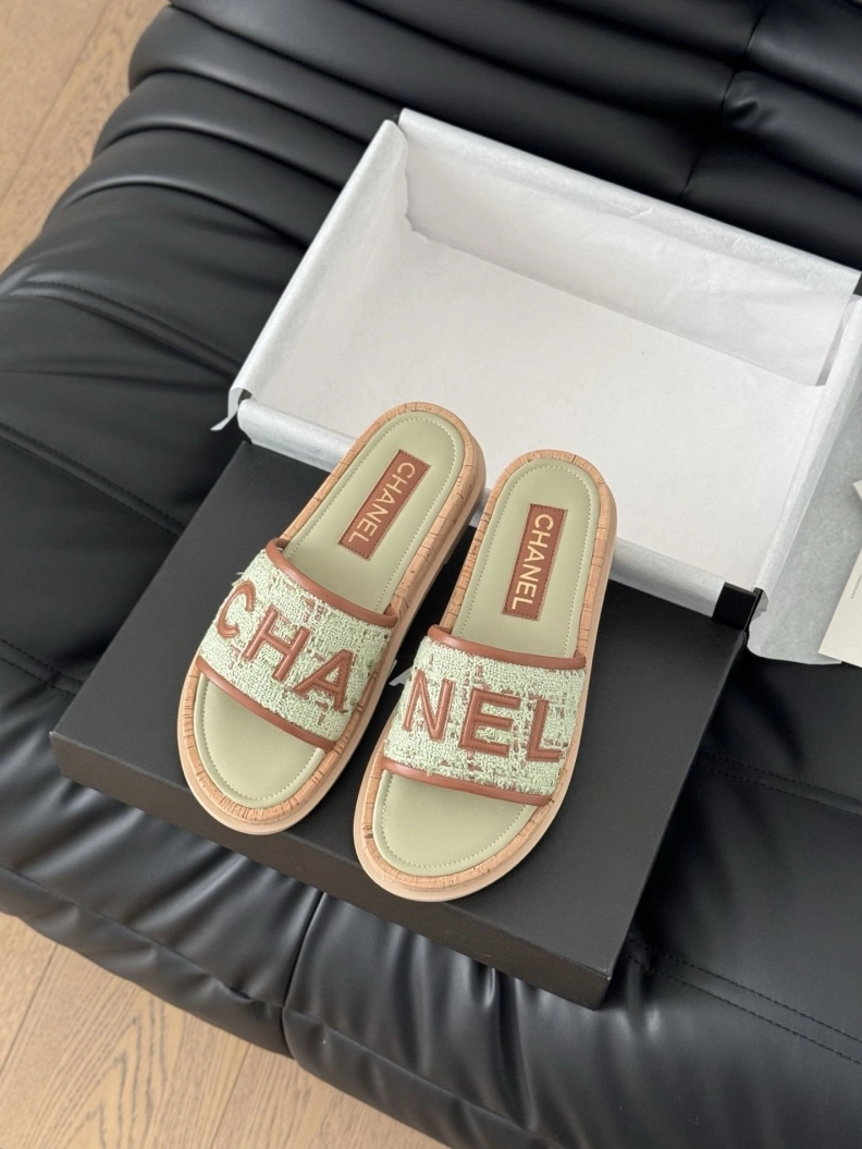 Modern Chxnxl Slippers 119921