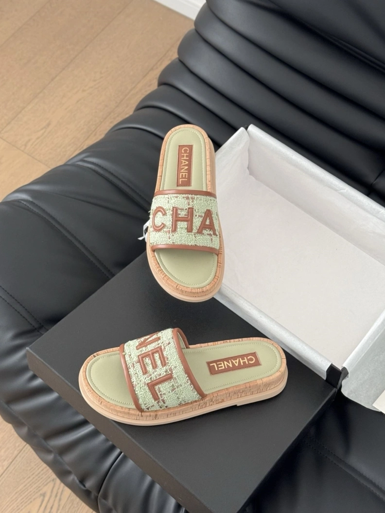 Modern Chxnxl Slippers 119921