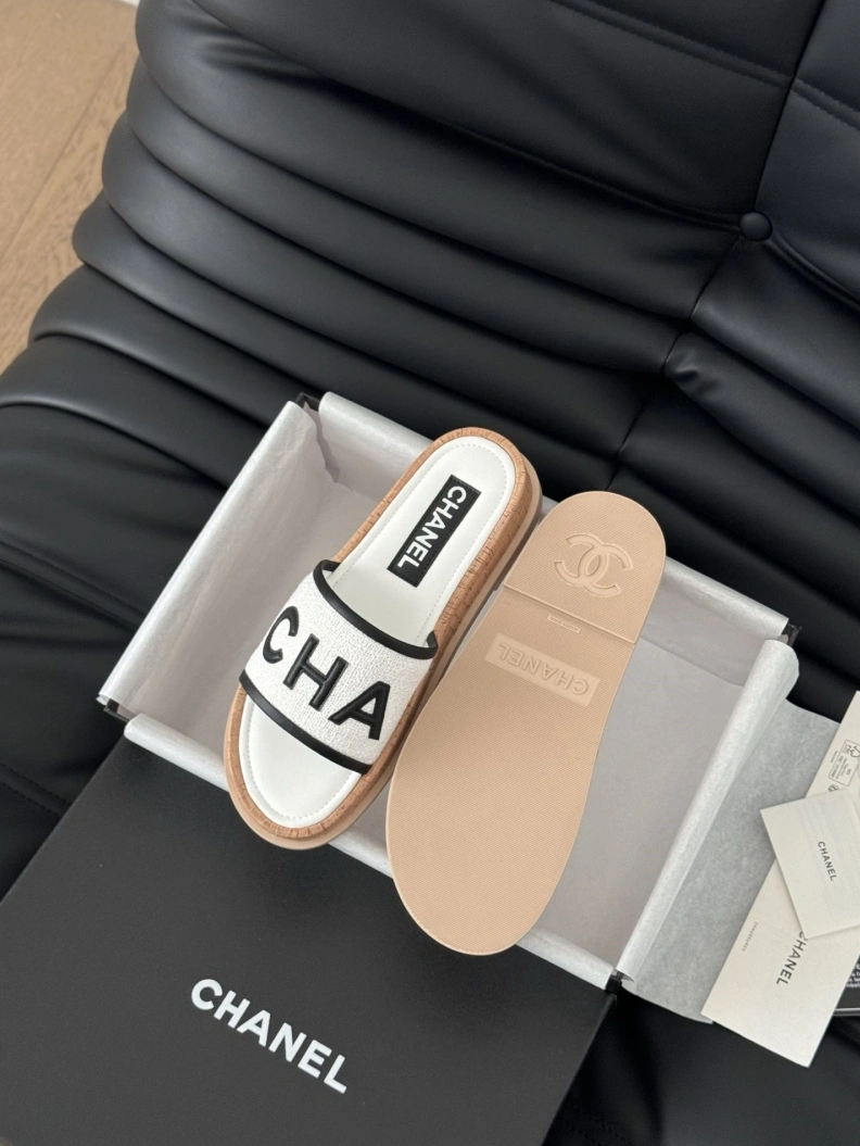Chxnxl Slippers Bold 119919