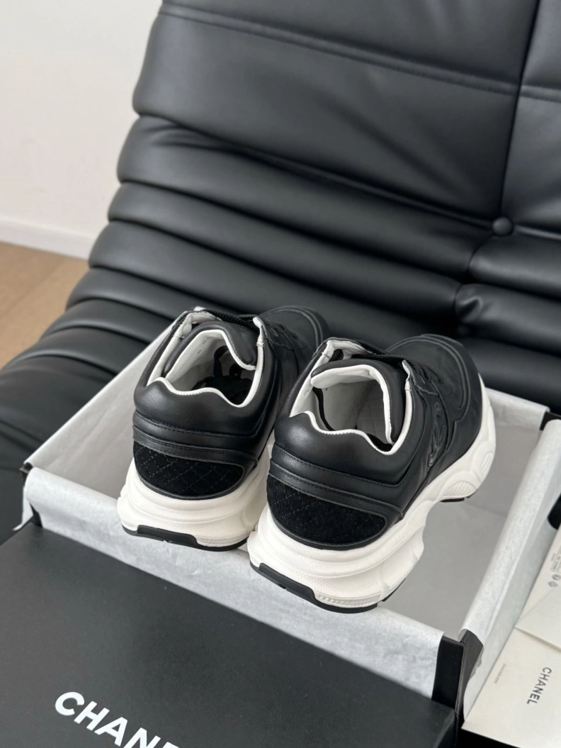 Timeless Chxnxl Casual Shoes 121373