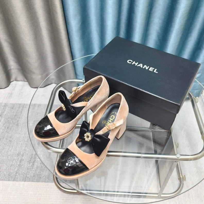 Trendsetting Chxnxl High Heels 120786