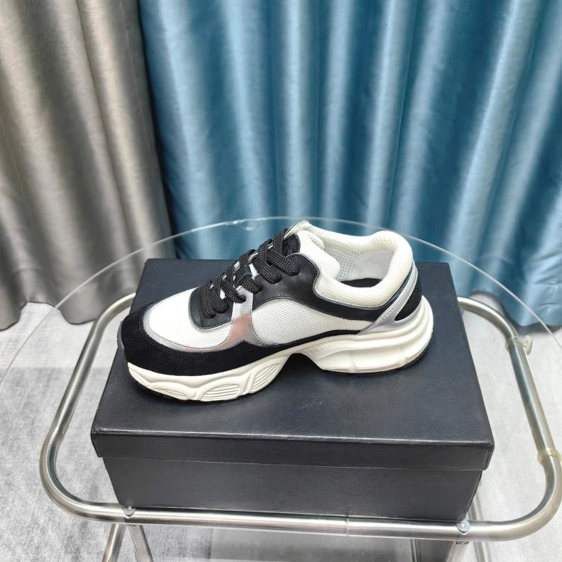 WellDesigned Chxnxl Casual Shoes 121320