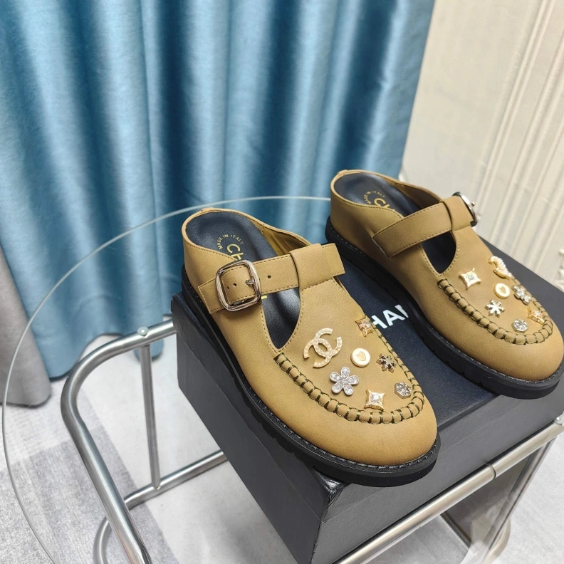 Flexible Chxnxl Sandals 120525