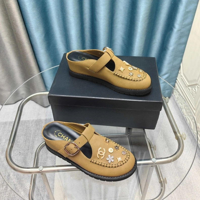 Flexible Chxnxl Sandals 120525