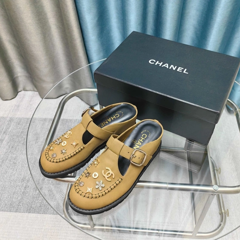 Flexible Chxnxl Sandals 120525