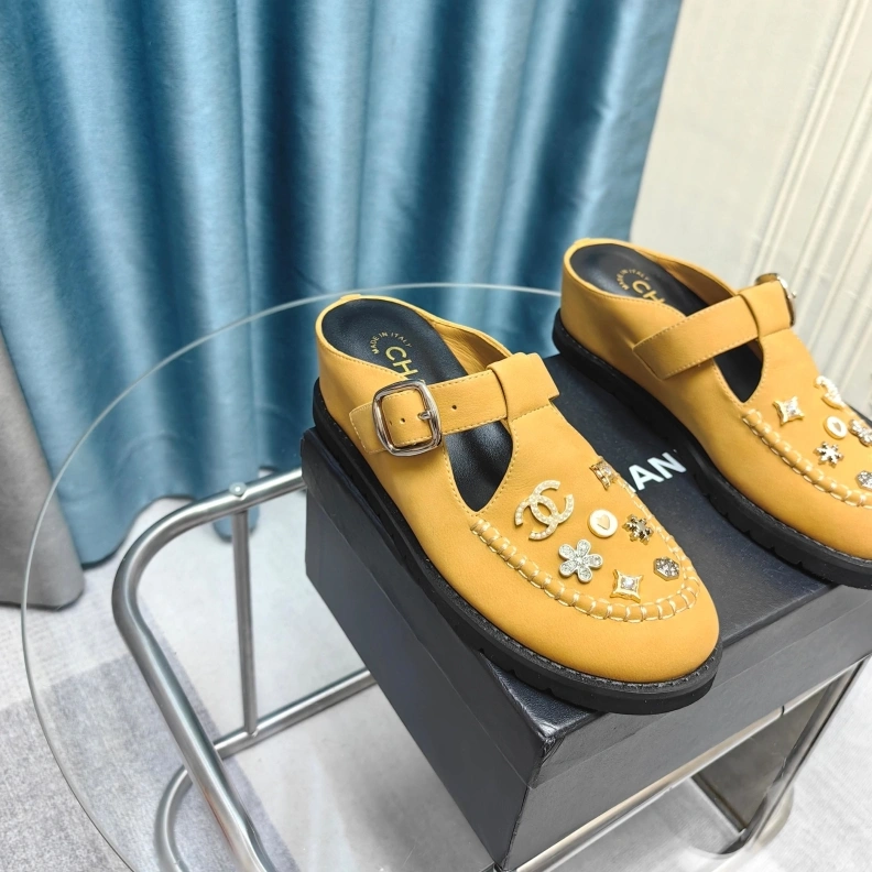 Refined Chxnxl Sandals 120536