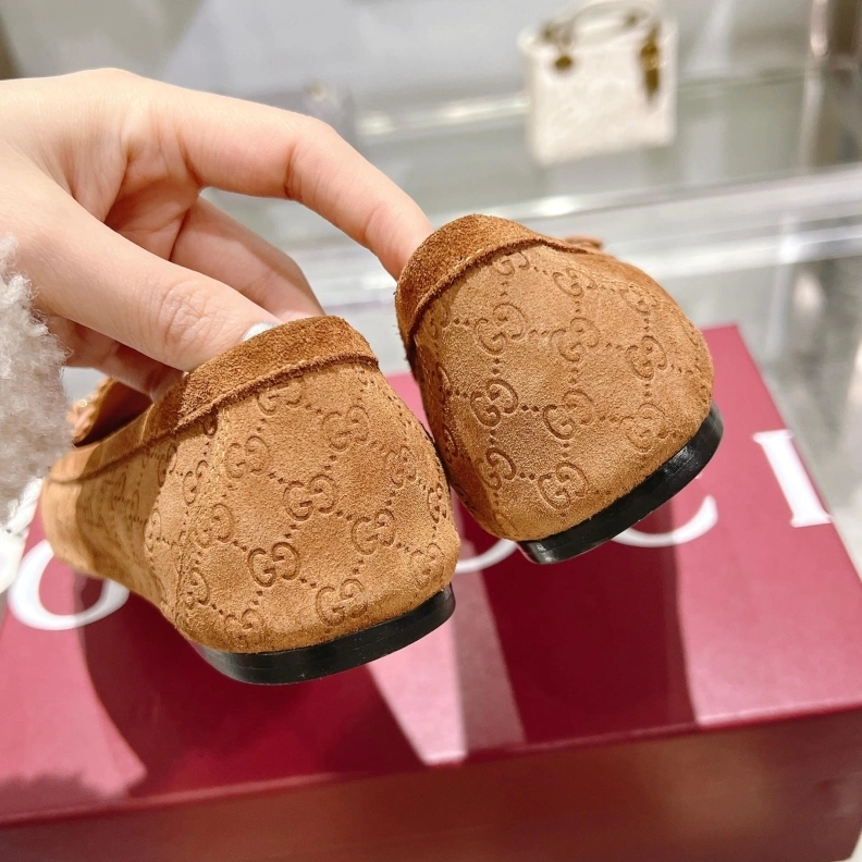 Efficient Gxccx Flat Shoes 157684