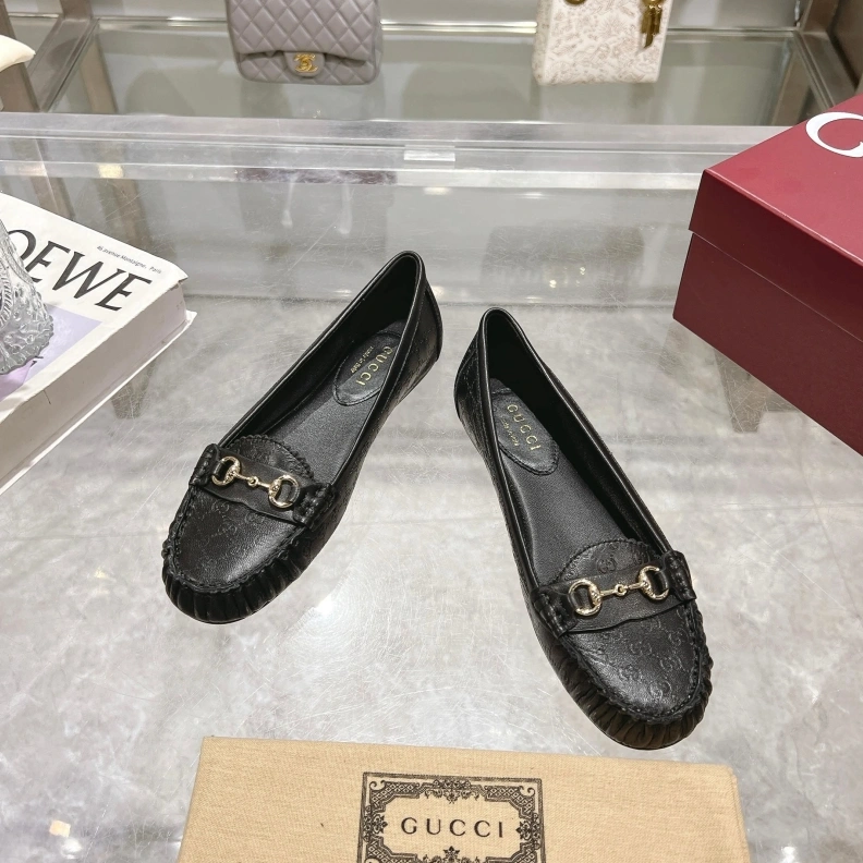 Unique Gxccx Flat Shoes 157687