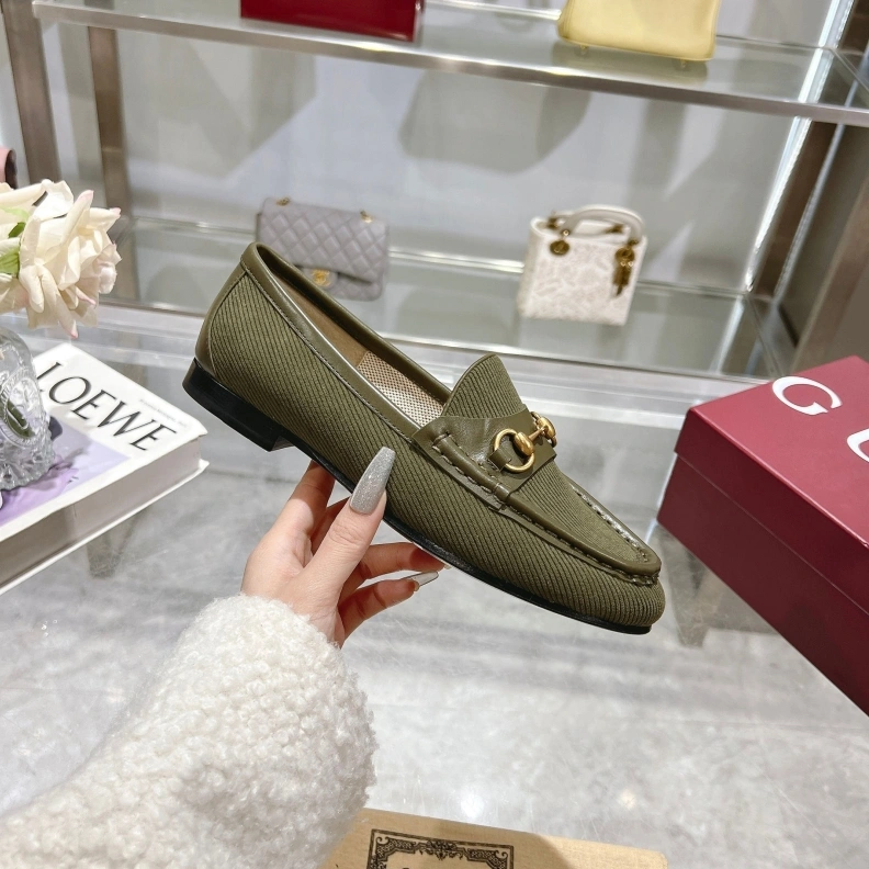 Flexible Gxccx Leather Shoes 157590