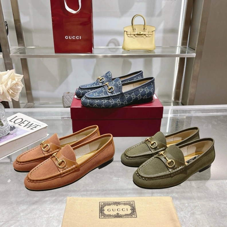 Flexible Gxccx Leather Shoes 157590
