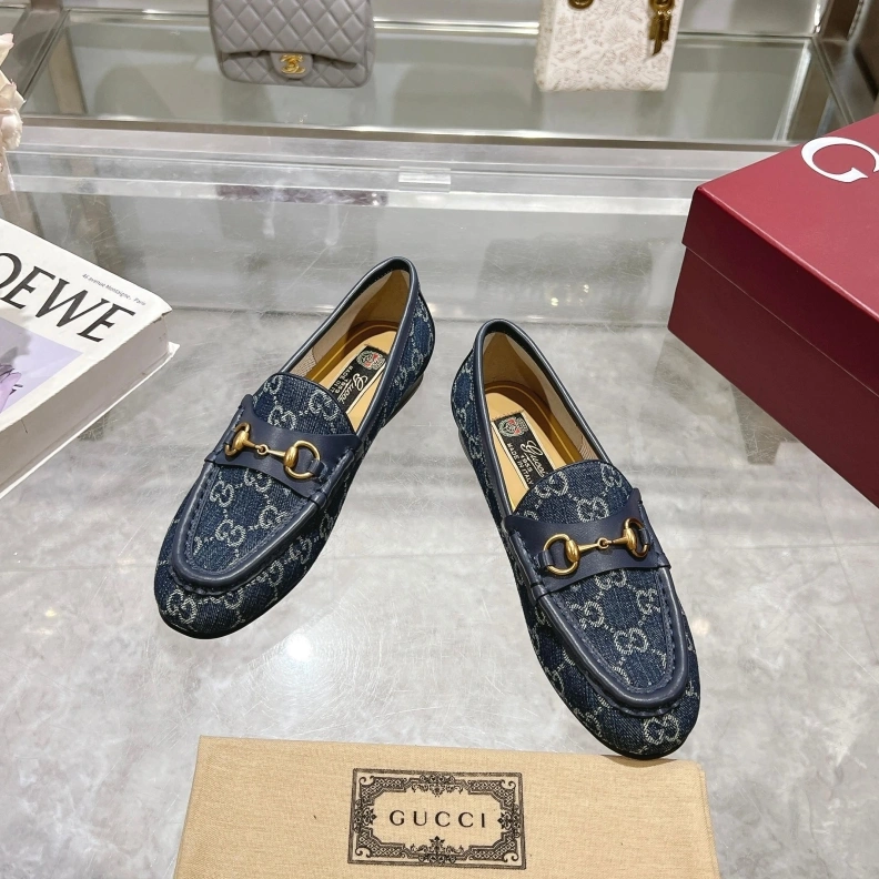 Trendsetting Gxccx Leather Shoes 157580
