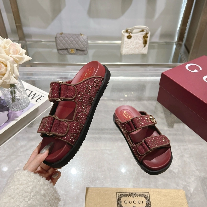 Gxccx Sandals Efficient 157528