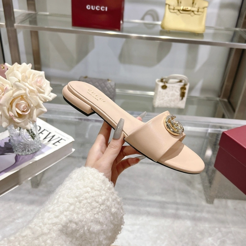 Gxccx Slippers Bright 157406
