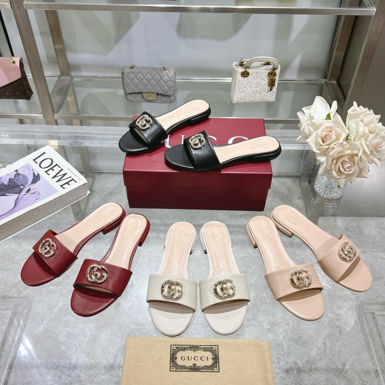 Gxccx Slippers Bright 157406