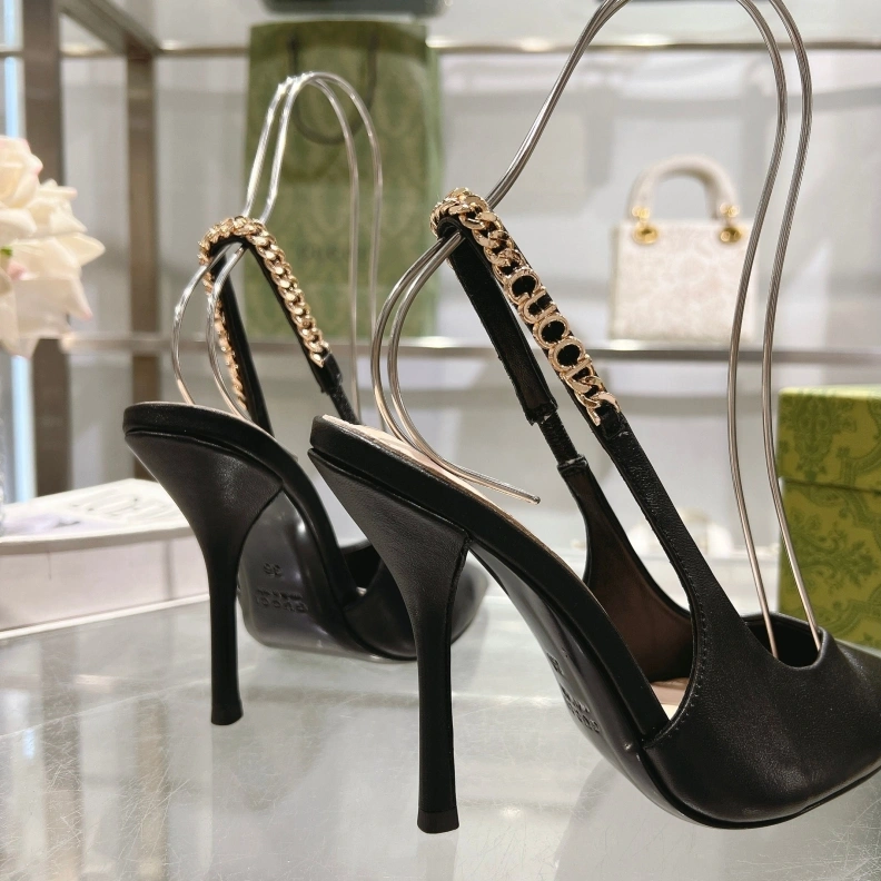 EyeCatching Gxccx Sandals 157520
