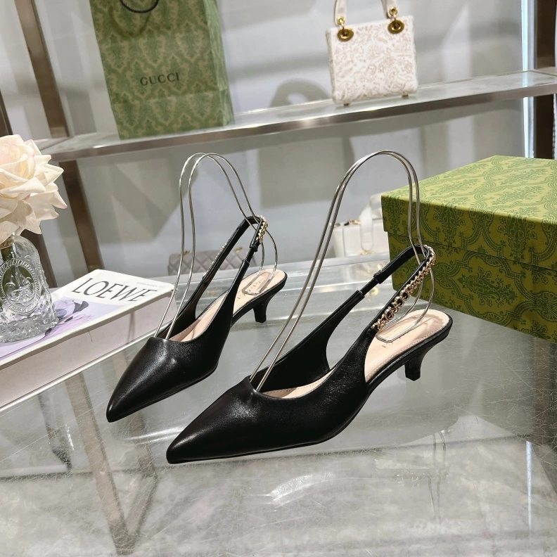 Trendsetting Gxccx Sandals 157518