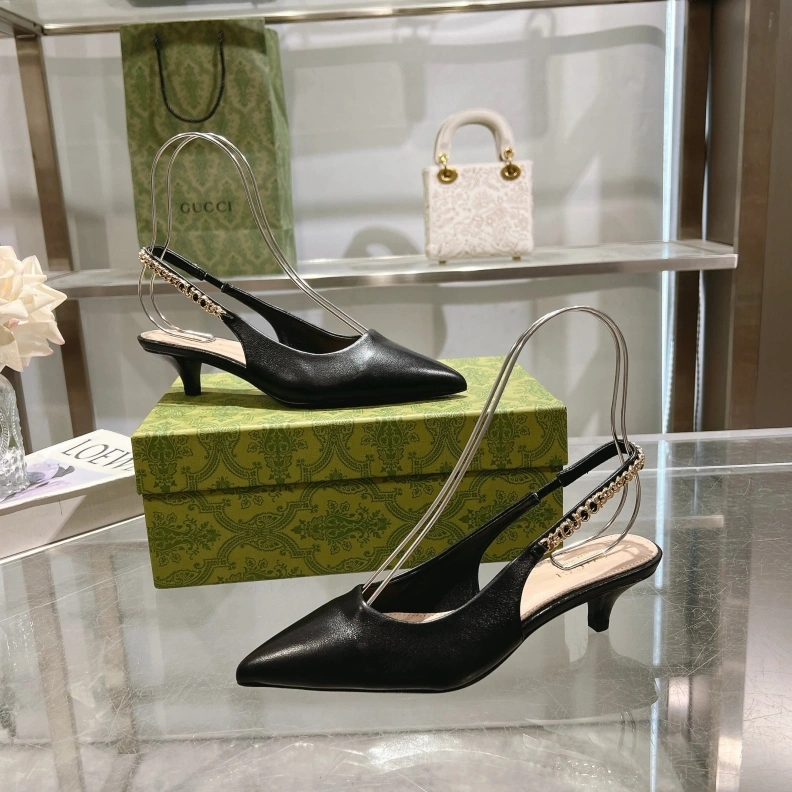 Trendsetting Gxccx Sandals 157518
