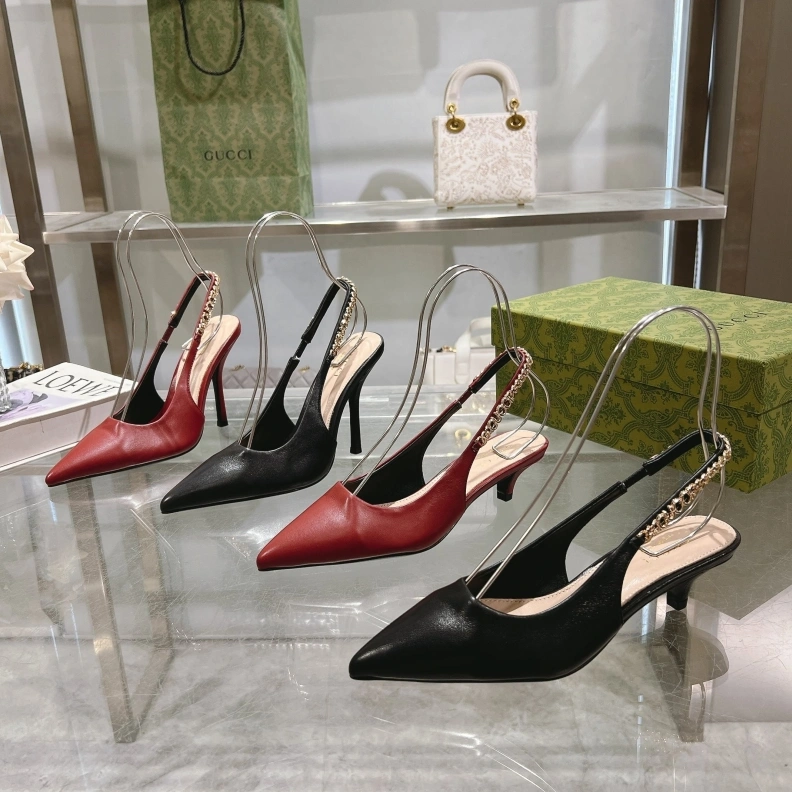 Trendsetting Gxccx Sandals 157518