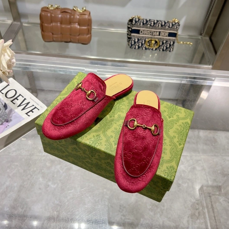 Trendsetting Gxccx Slippers 157396