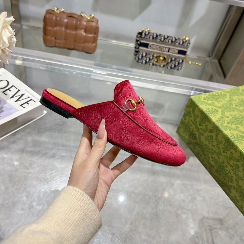 Trendsetting Gxccx Slippers 157396
