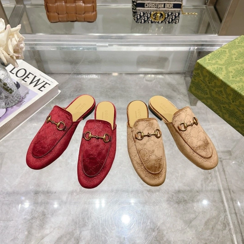 Trendsetting Gxccx Slippers 157396
