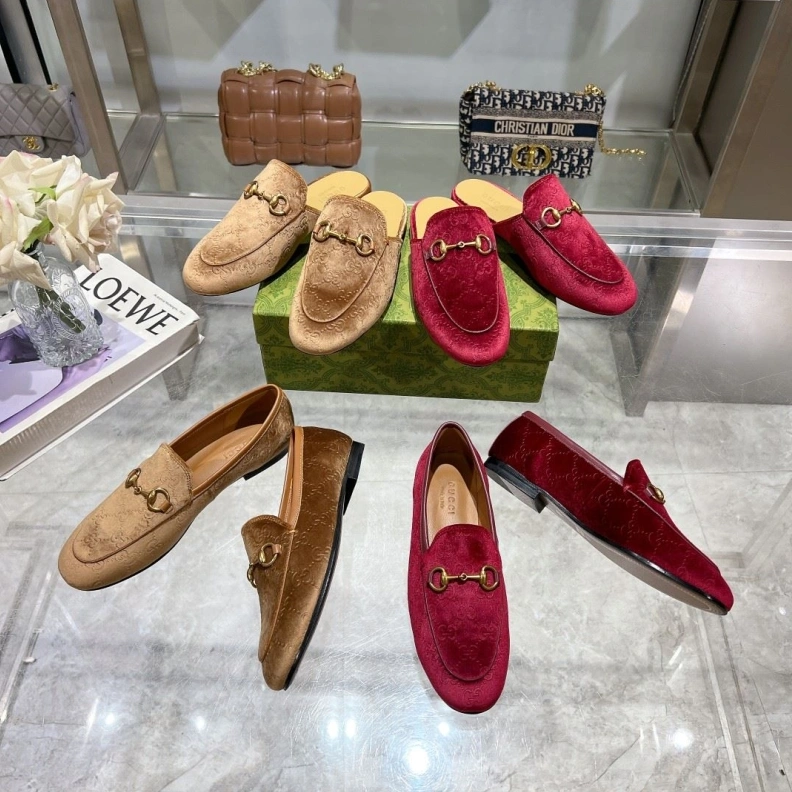 Trendsetting Gxccx Slippers 157396