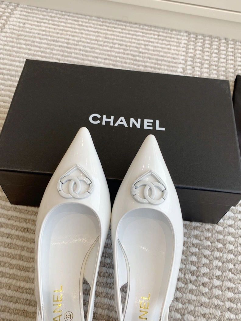 Trendy Chxnxl Sandals 120529