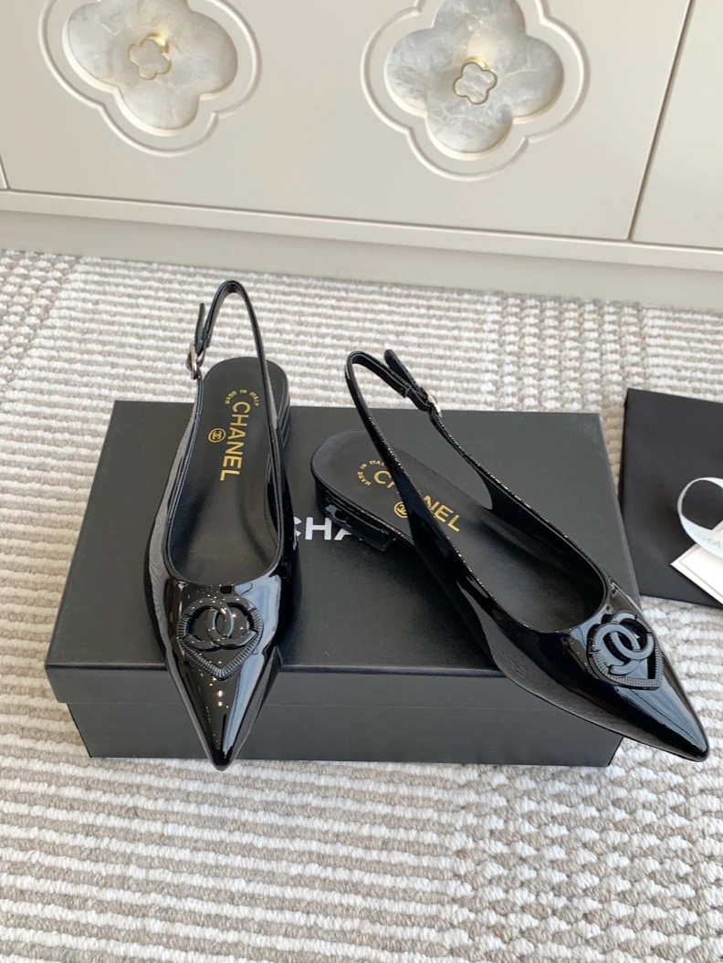 AllSeason Chxnxl Sandals 120540