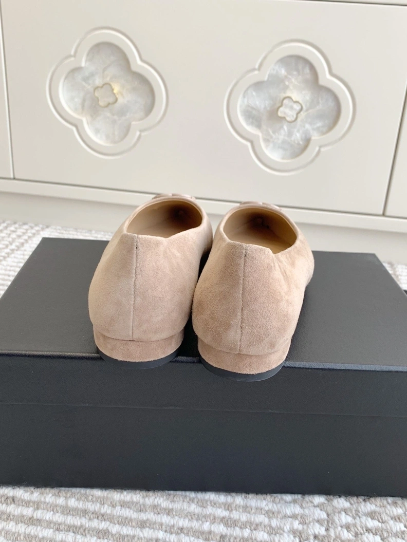 Minimalist Chxnxl Flat Shoes 120979