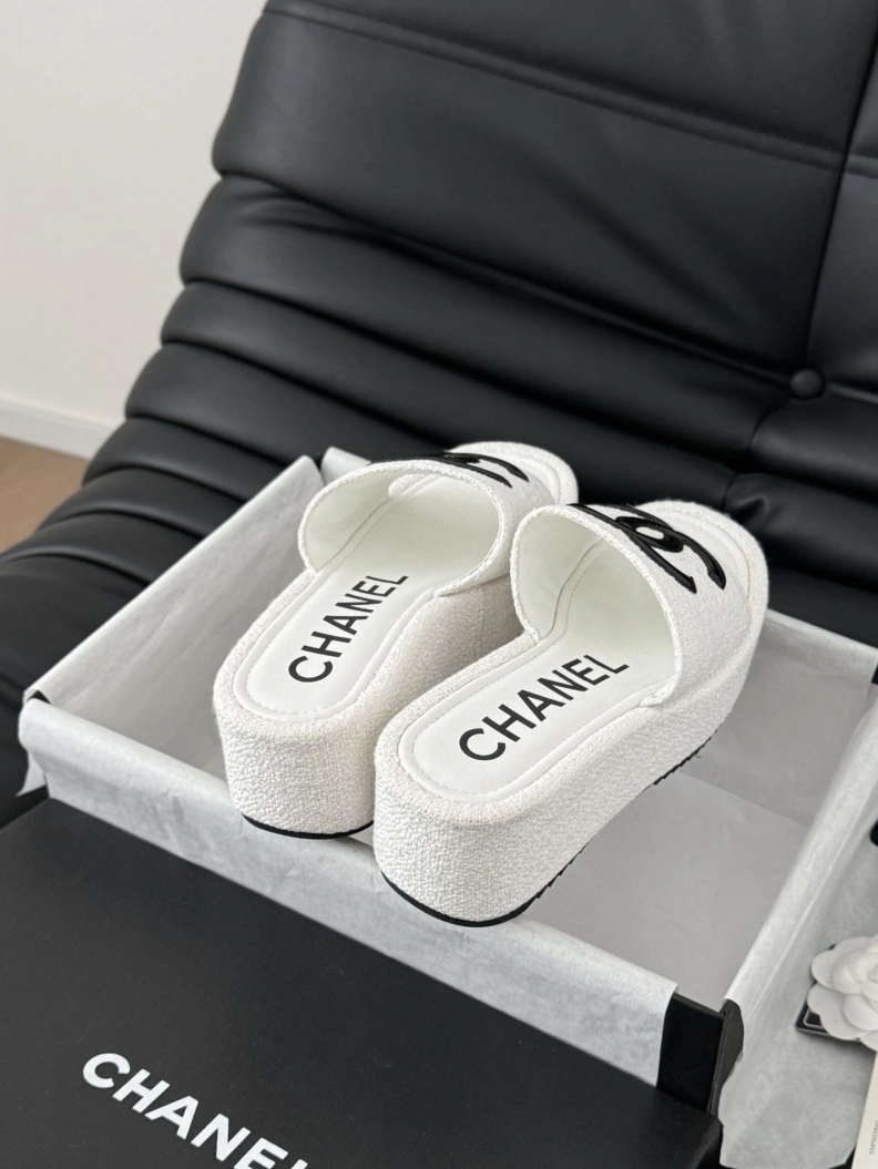 Chxnxl Slippers Classic 119914