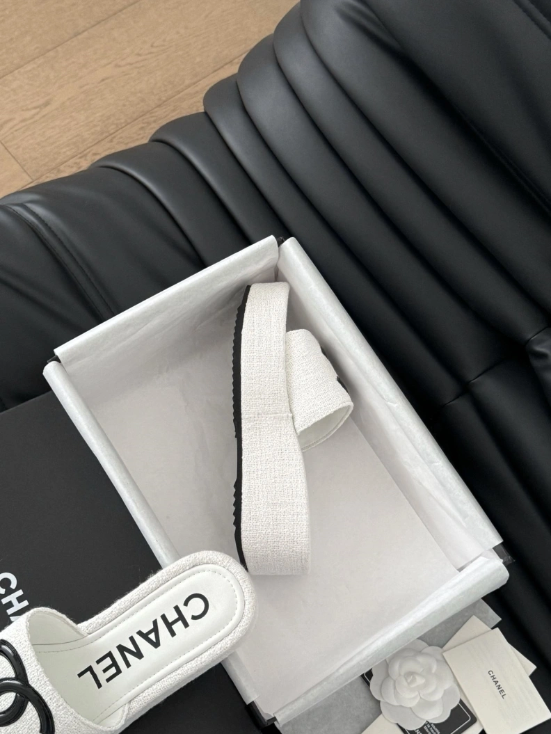 Chxnxl Slippers Classic 119914