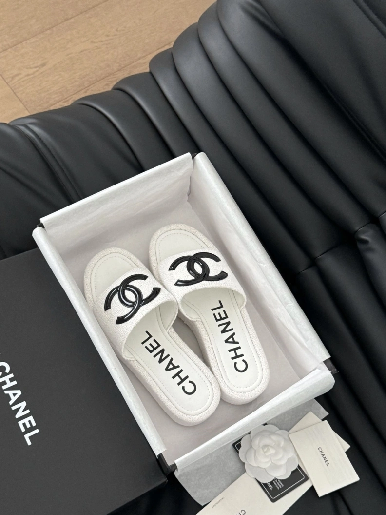 Chxnxl Slippers Classic 119914