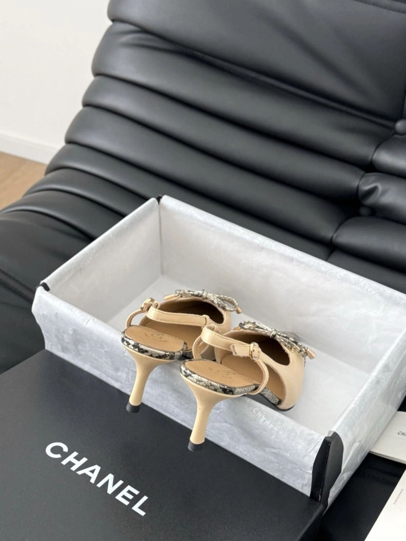 Comfortable Chxnxl Sandals 120510