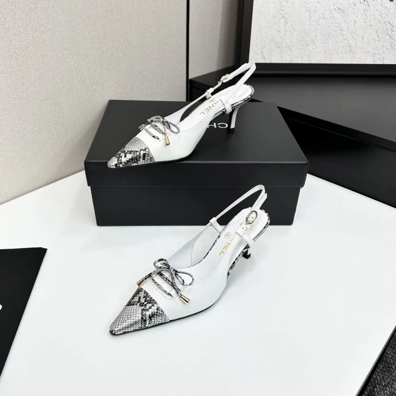 Elegant Chxnxl Sandals 120518