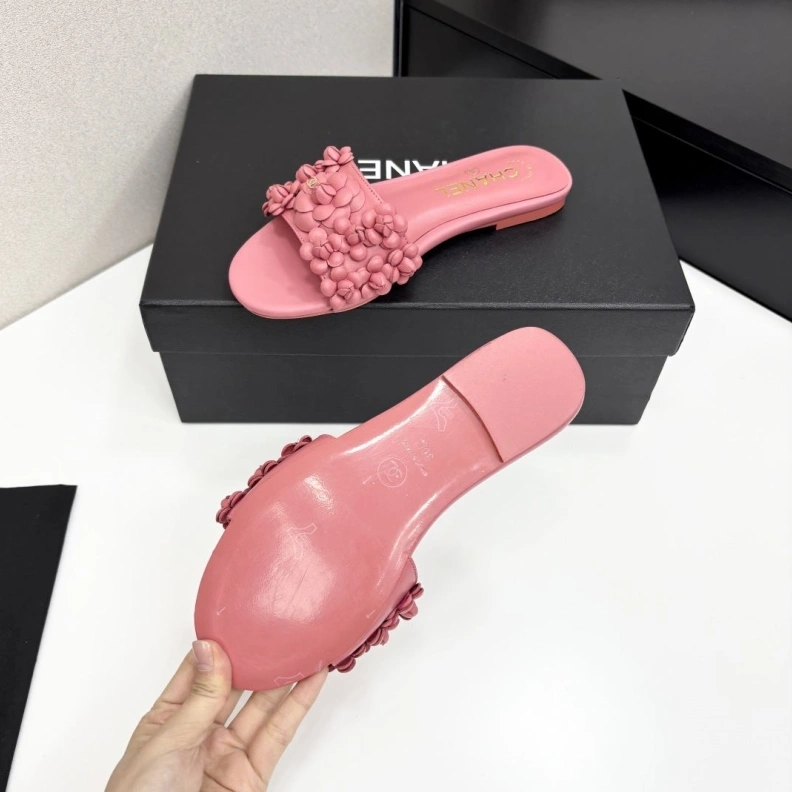 Chxnxl Slippers EyeCatching 119910