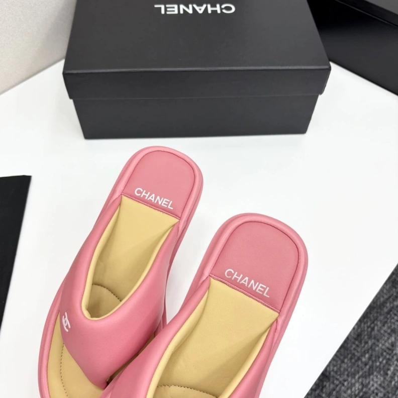 Compact Chxnxl Slippers 119905