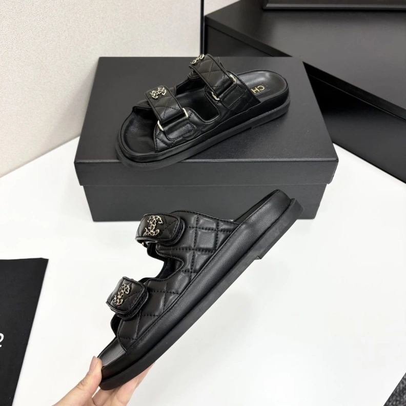 Chxnxl Sandals Bright 120495