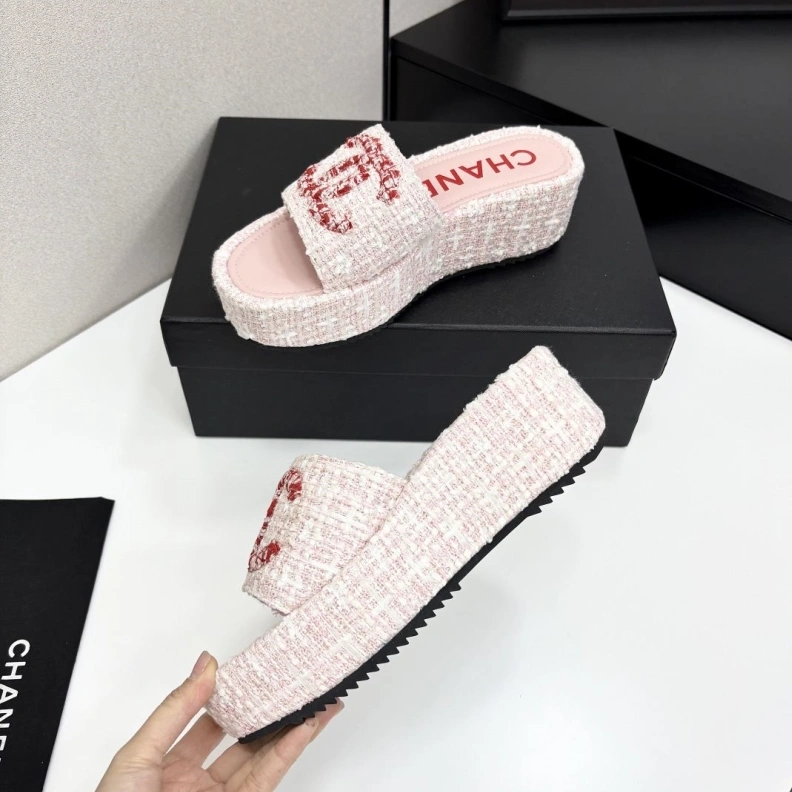 Functional Chxnxl Slippers 119895