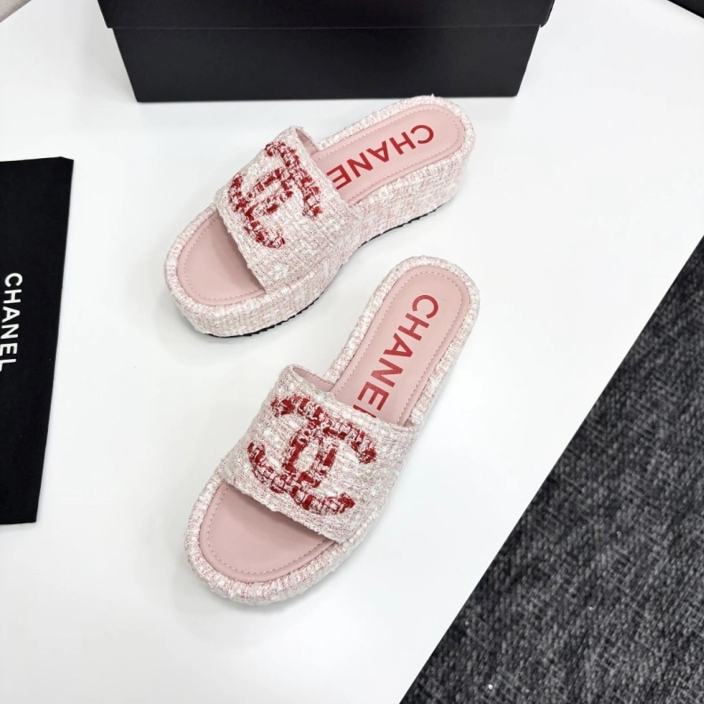 Functional Chxnxl Slippers 119895