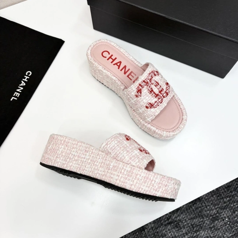 Functional Chxnxl Slippers 119895
