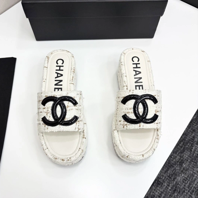 Chxnxl Slippers WellDesigned 119891